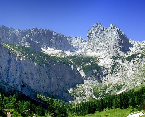 Höllental Wandern im Tal